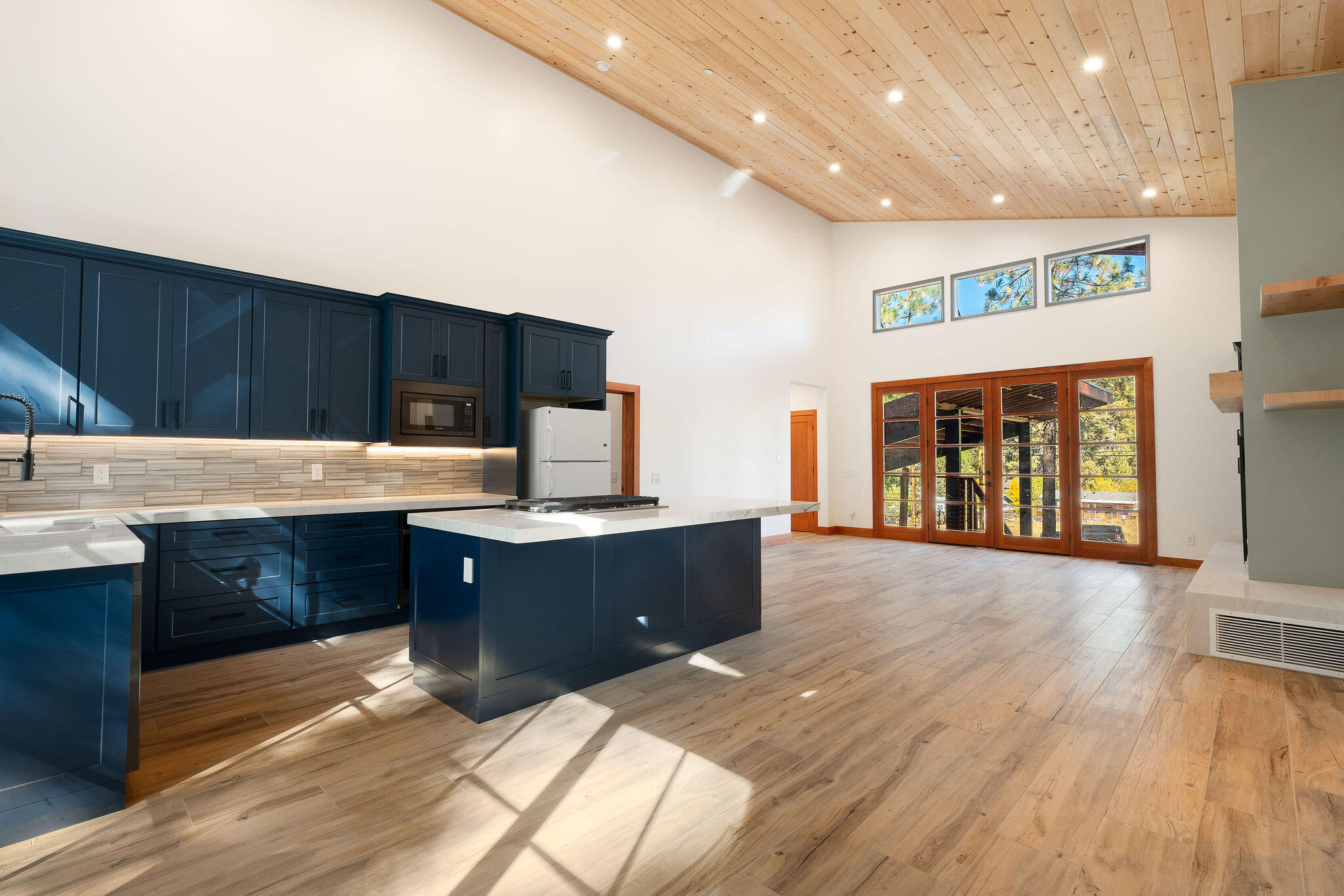 53091 Tollgate Road Idyllwild, CA 92549 - Photo 20 of 49 53091TollgateRd-16