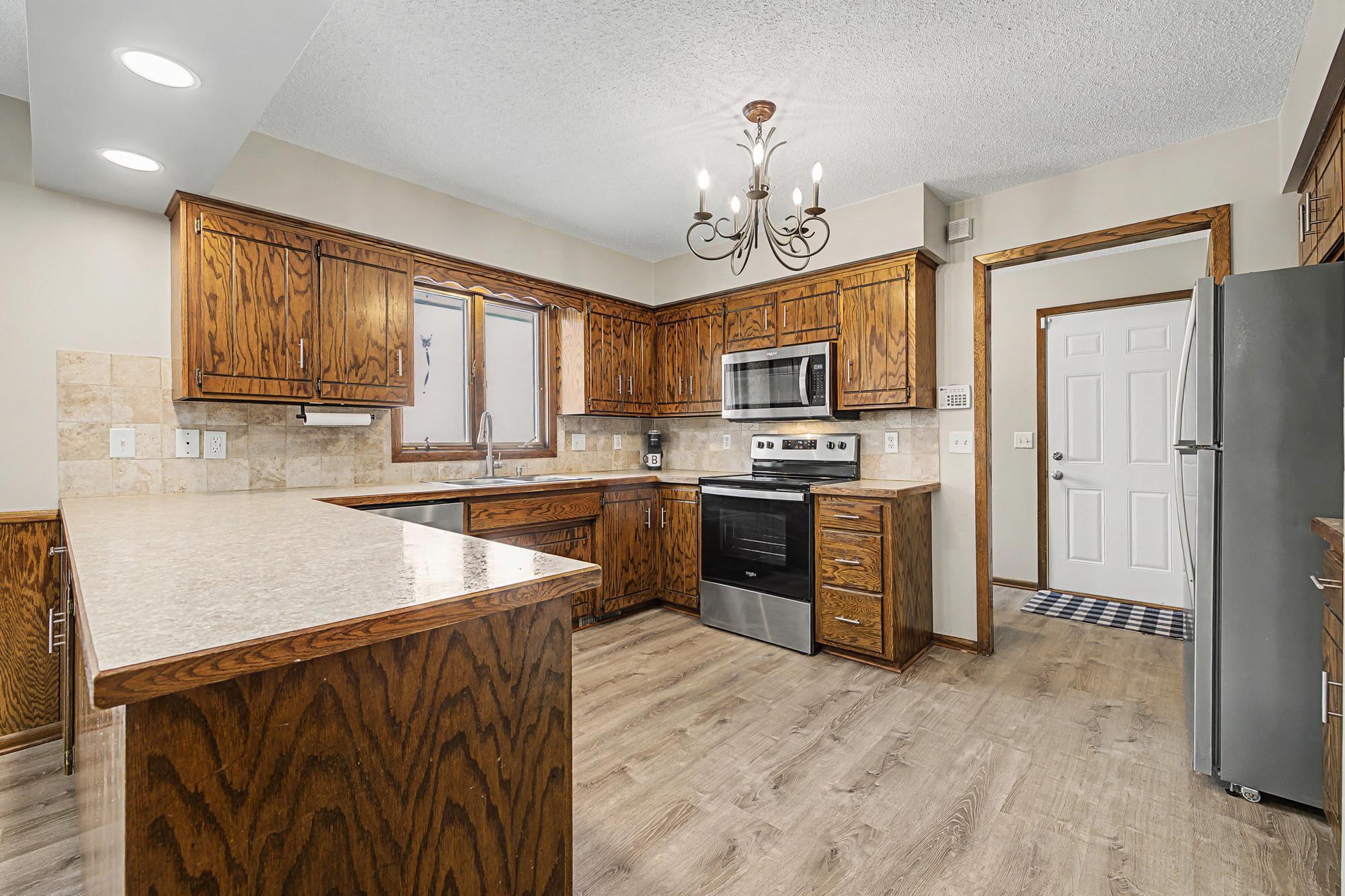 521 McDevitt Street Shakopee, MN 55379 - Photo 17 of 50