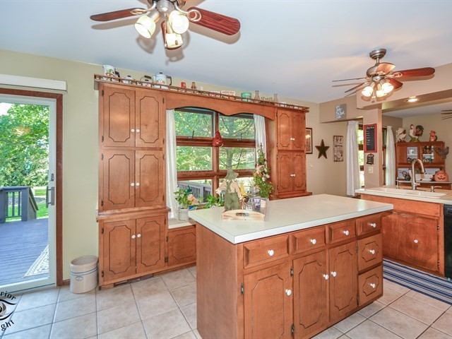 40 Meyer Road Plano, IL 60545 - Photo 5 of 25