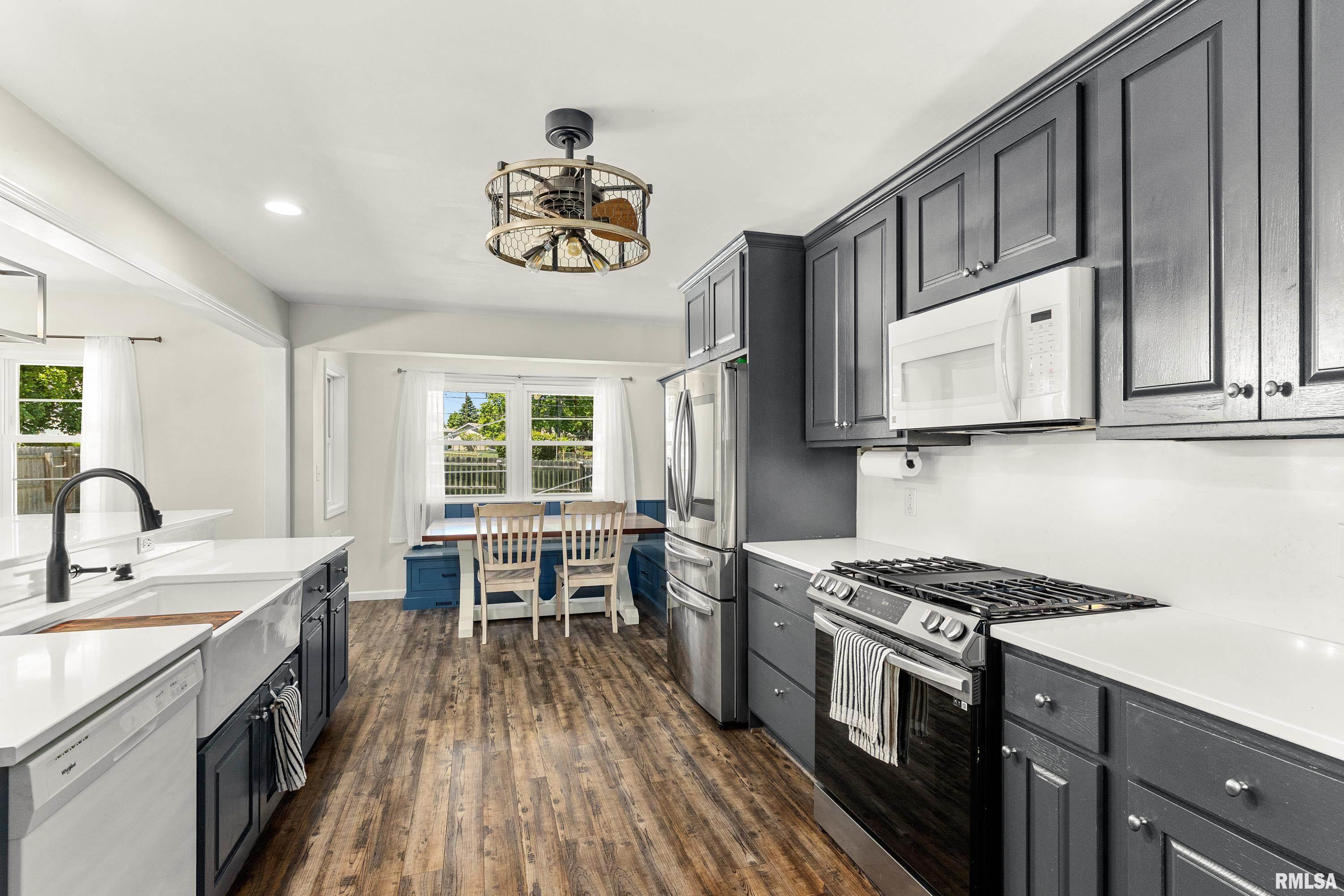 607 Westgate Road Washington, IL 61571 - Photo 9 of 40