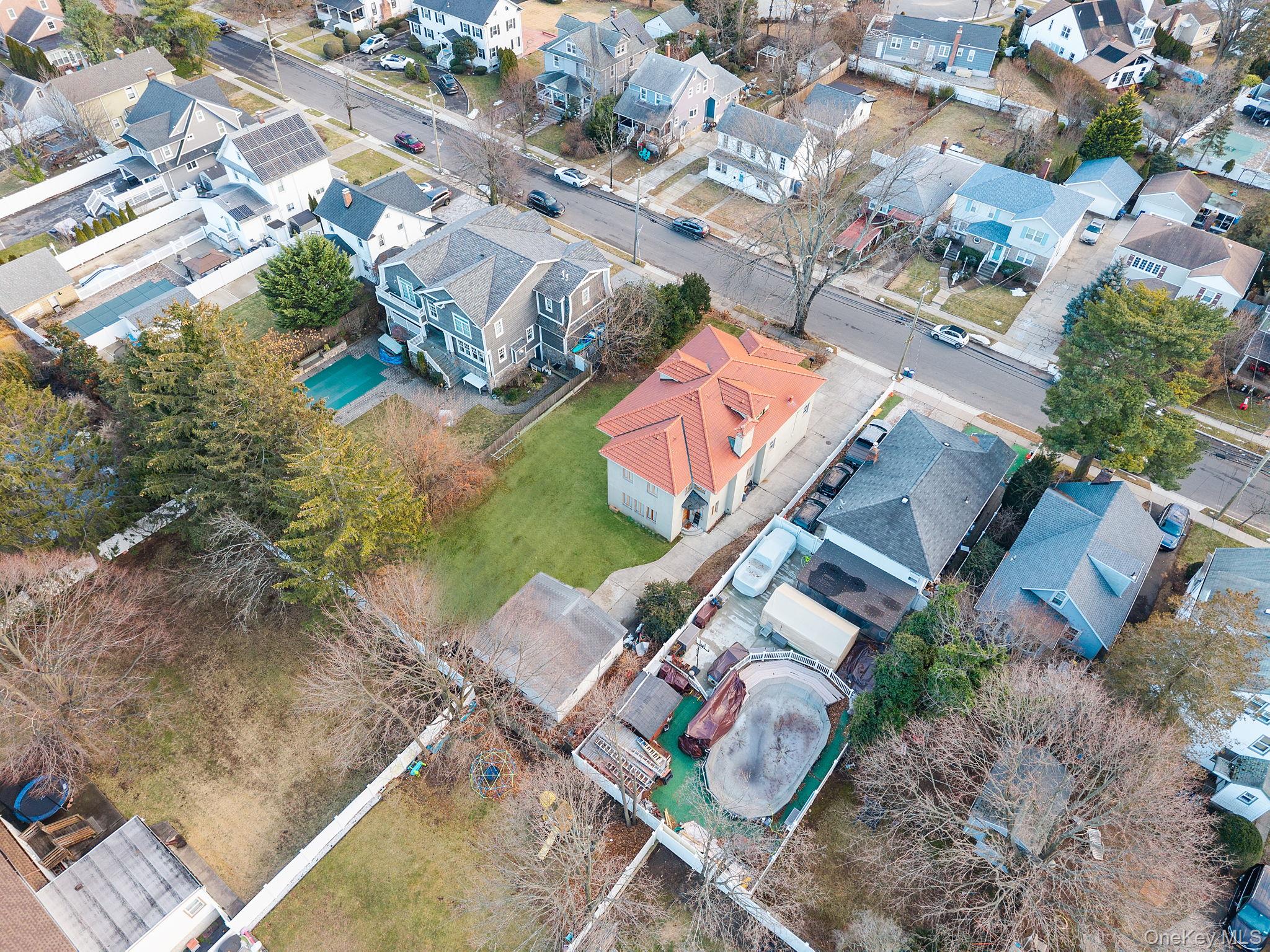 181 Walnut Street Lynbrook, NY 11563 - Photo 39 of 46 Aerial view of residential area