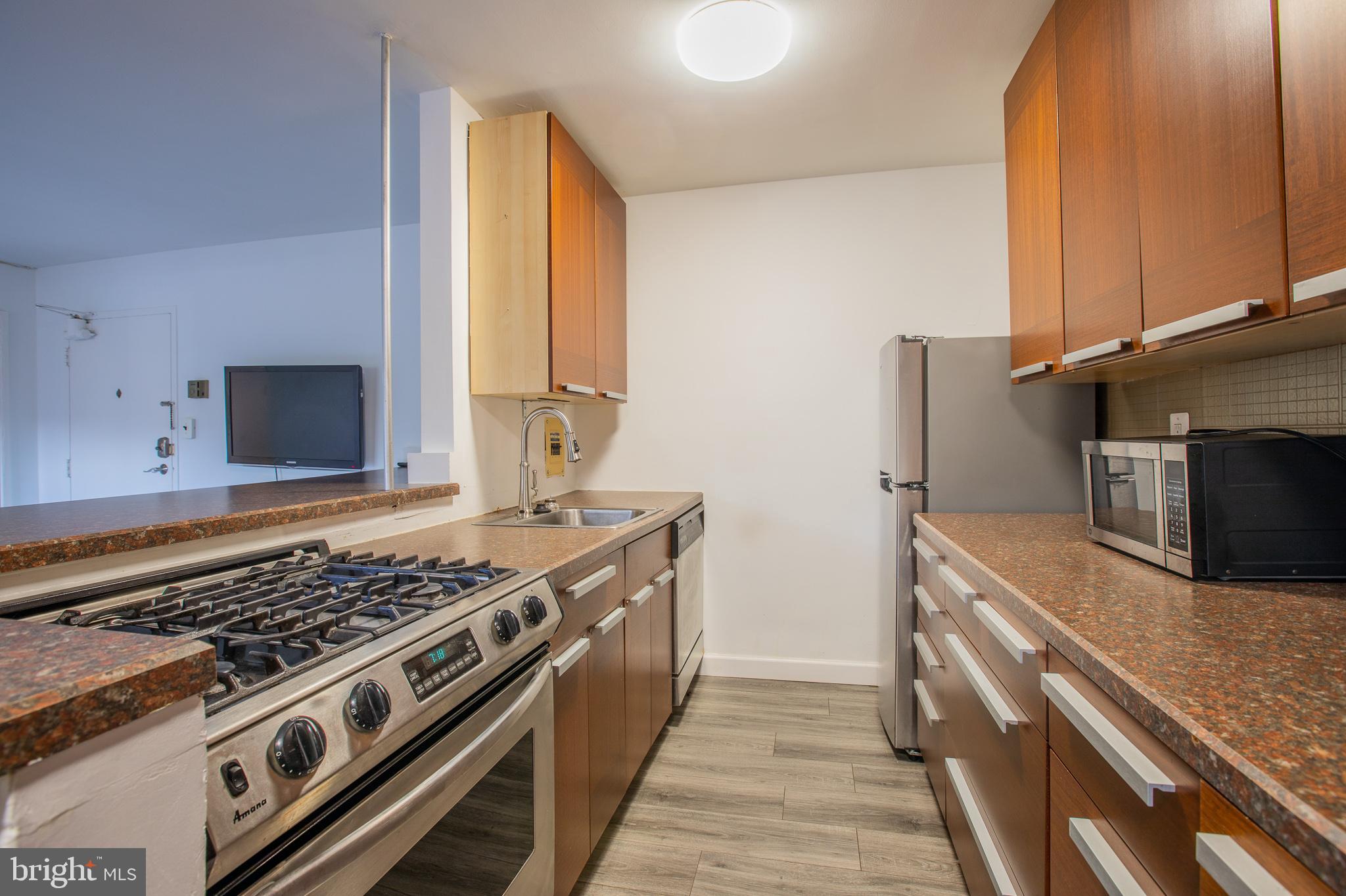 2400 41st Street Northwest, Unit 103 Washington, DC 20007 - Photo 10 of 18