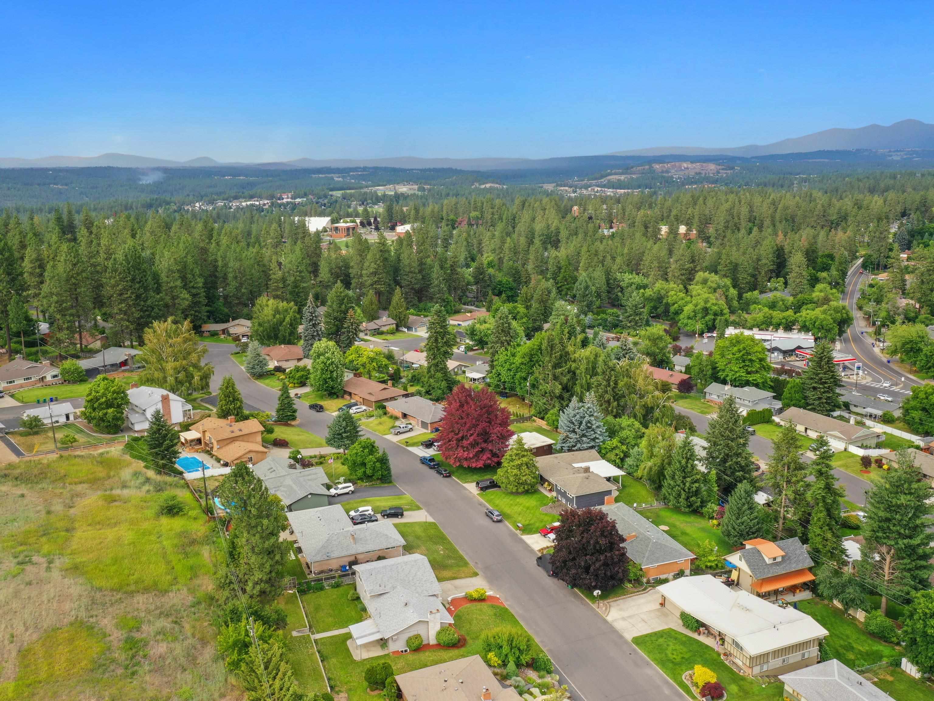 9811 North Huntington Road Spokane, WA 99218 - Photo 47 of 50