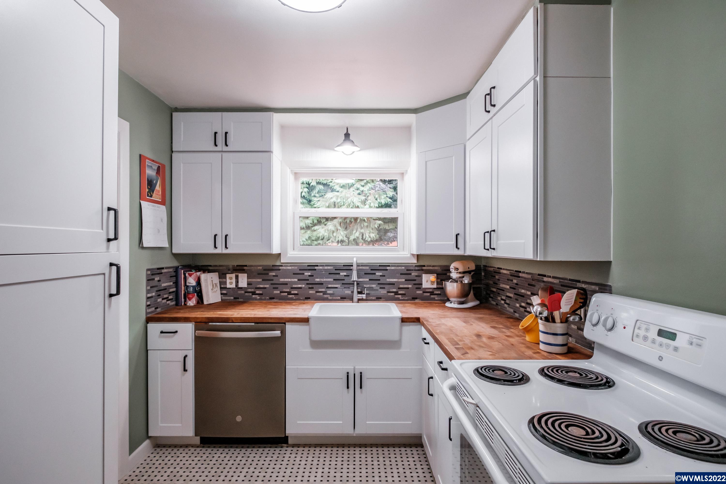 151 Southwest Birch Street Dallas, OR 97338 - Photo 13 of 30 Gallery Image 13
