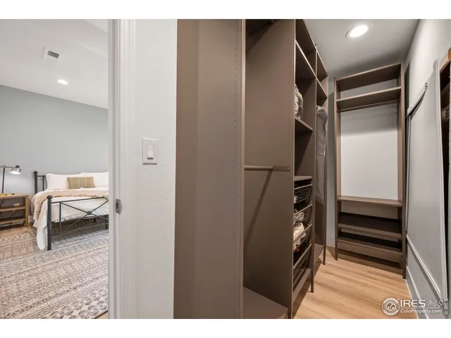 a view of parking area