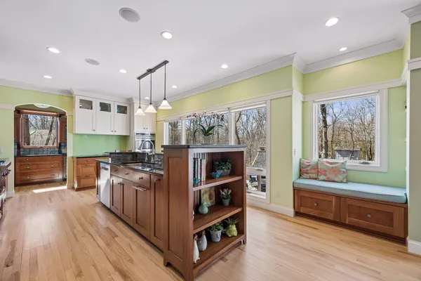 $1,100,000 | 18650 Verna Lane, Prior Lake, MN 55372