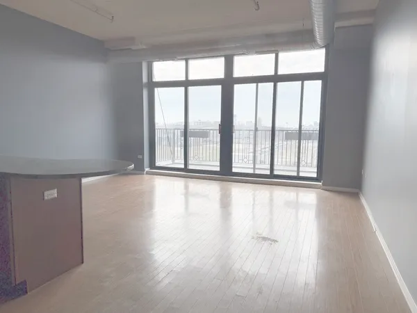 $209,900 | 1525 South Sangamon Street, Unit 414, Chicago, IL 60608
