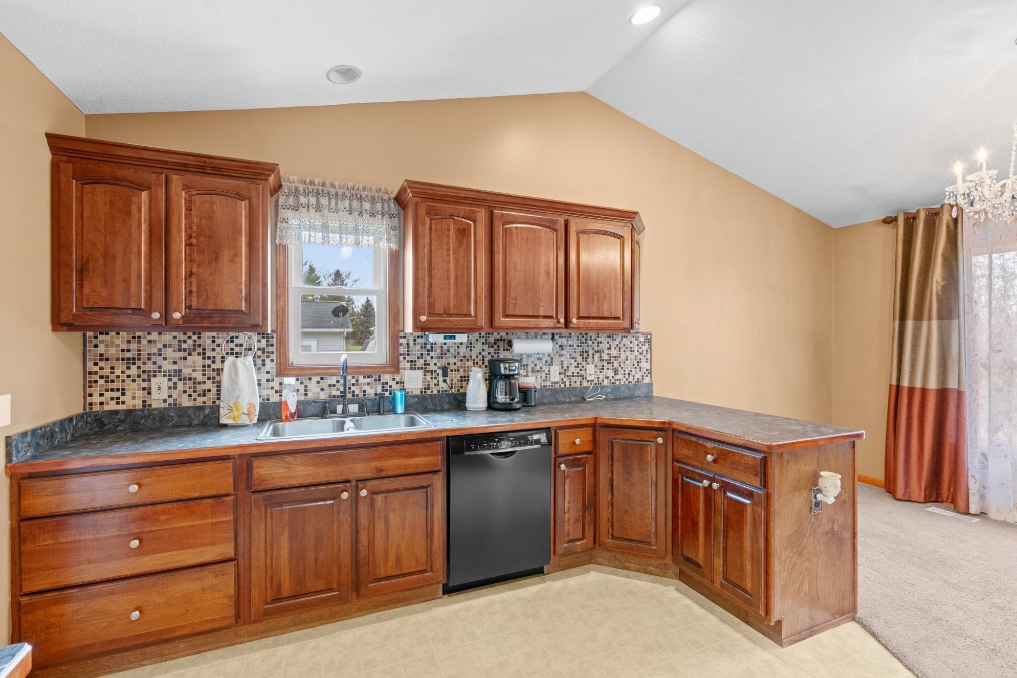 10372 Scribner Road Bancroft, MI 48414 - Photo 19 of 36 50162919-85174b71-2551-4027-a047-658d26f7eab5.JPG