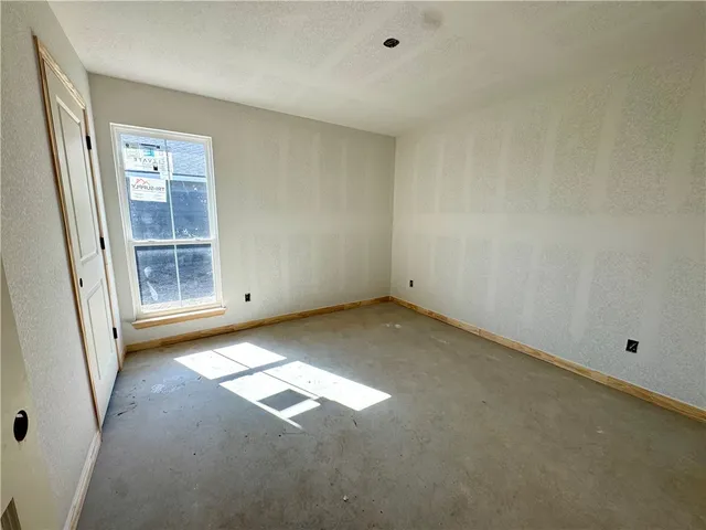 a view of empty room with window