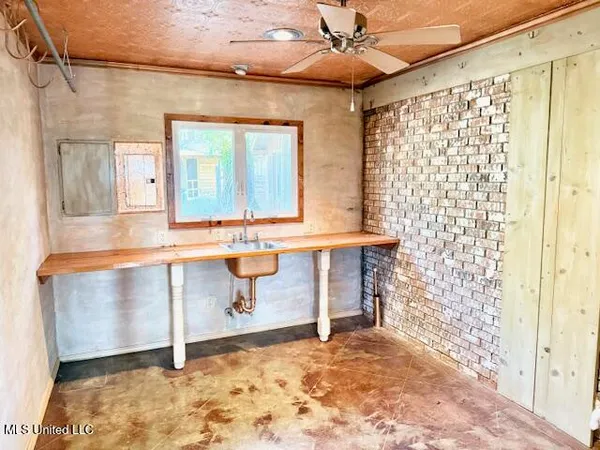 $375,000 | 2007 Hillside Drive, Magnolia, MS 39652