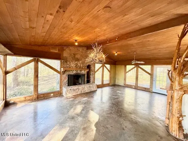 $375,000 | 2007 Hillside Drive, Magnolia, MS 39652