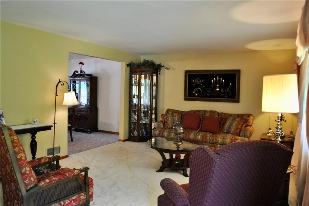 1033 Paintertown Road Irwin, PA 15642 - Photo 9 of 20 Gallery Image 9