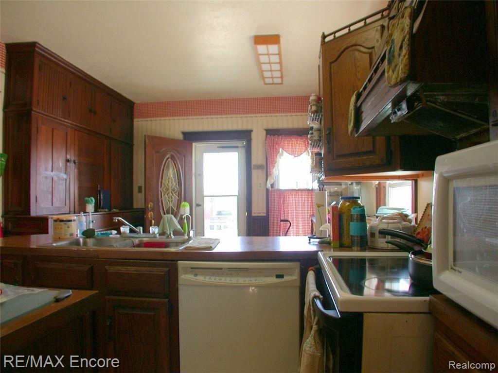 3604 Hadley Road Hadley, MI 48440 - Photo 10 of 76