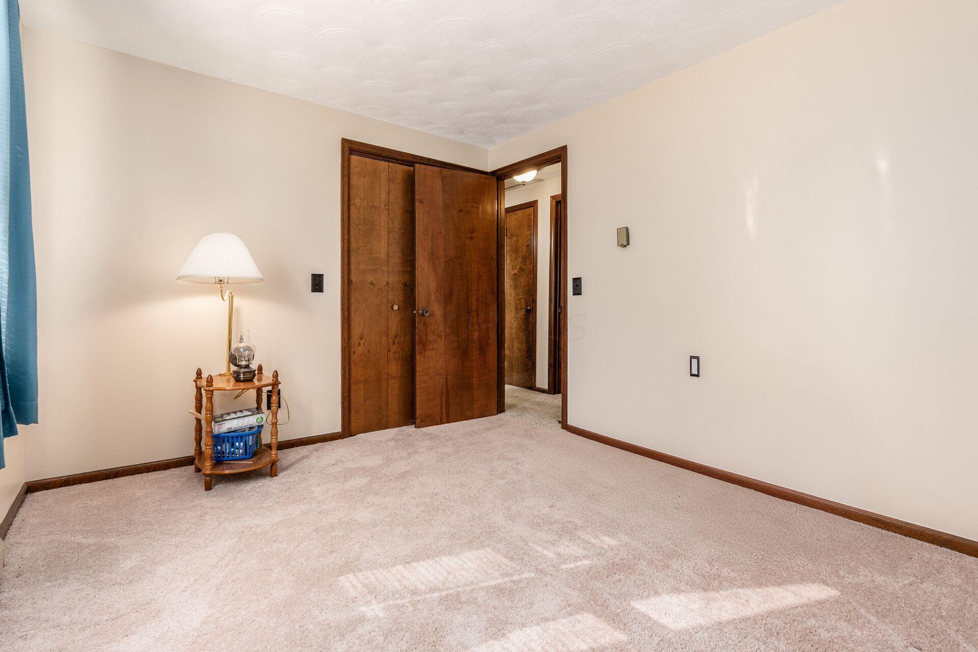 1200 Spring Valley Road London, OH 43140 - Photo 24 of 32 upper level bedroom #5