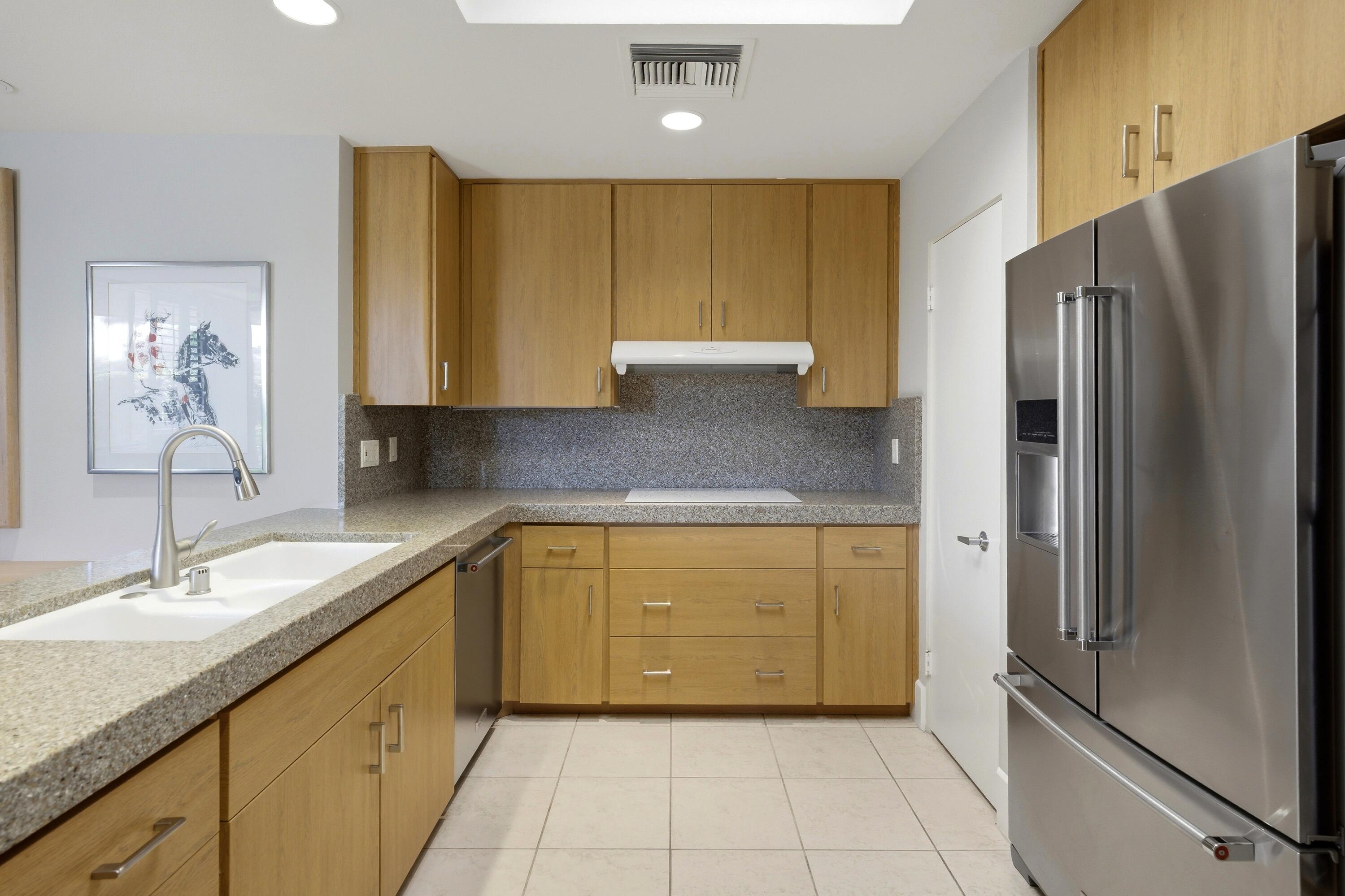 44 Lafayette Drive Rancho Mirage, CA 92270 - Photo 11 of 40 27-Photo-27