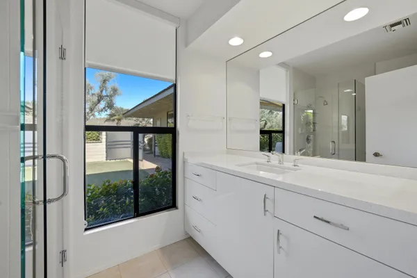 $875,000 | 44 Lafayette Drive, Rancho Mirage, CA 92270