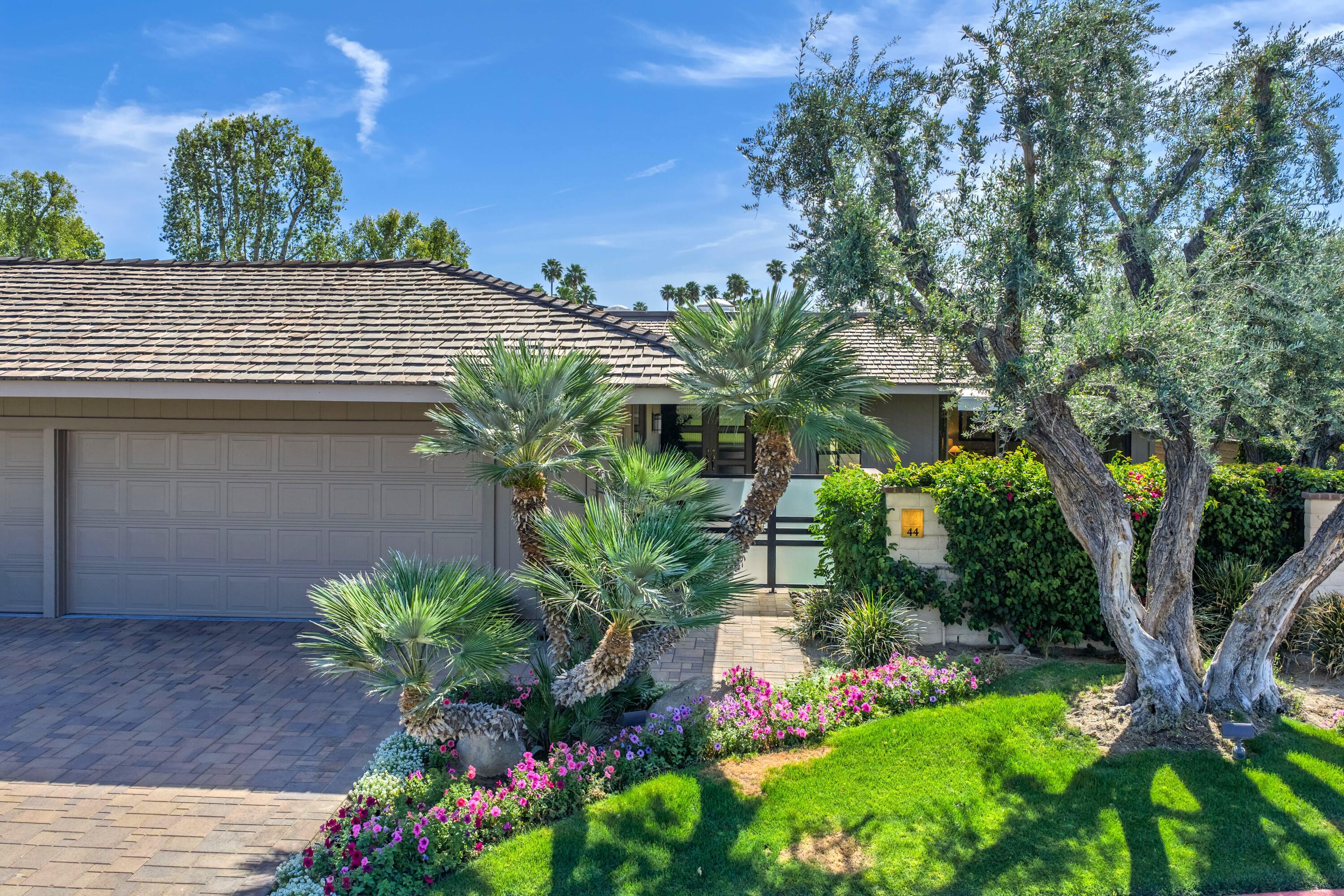 44 Lafayette Drive Rancho Mirage, CA 92270 - Photo 29 of 40 01-Photo-1