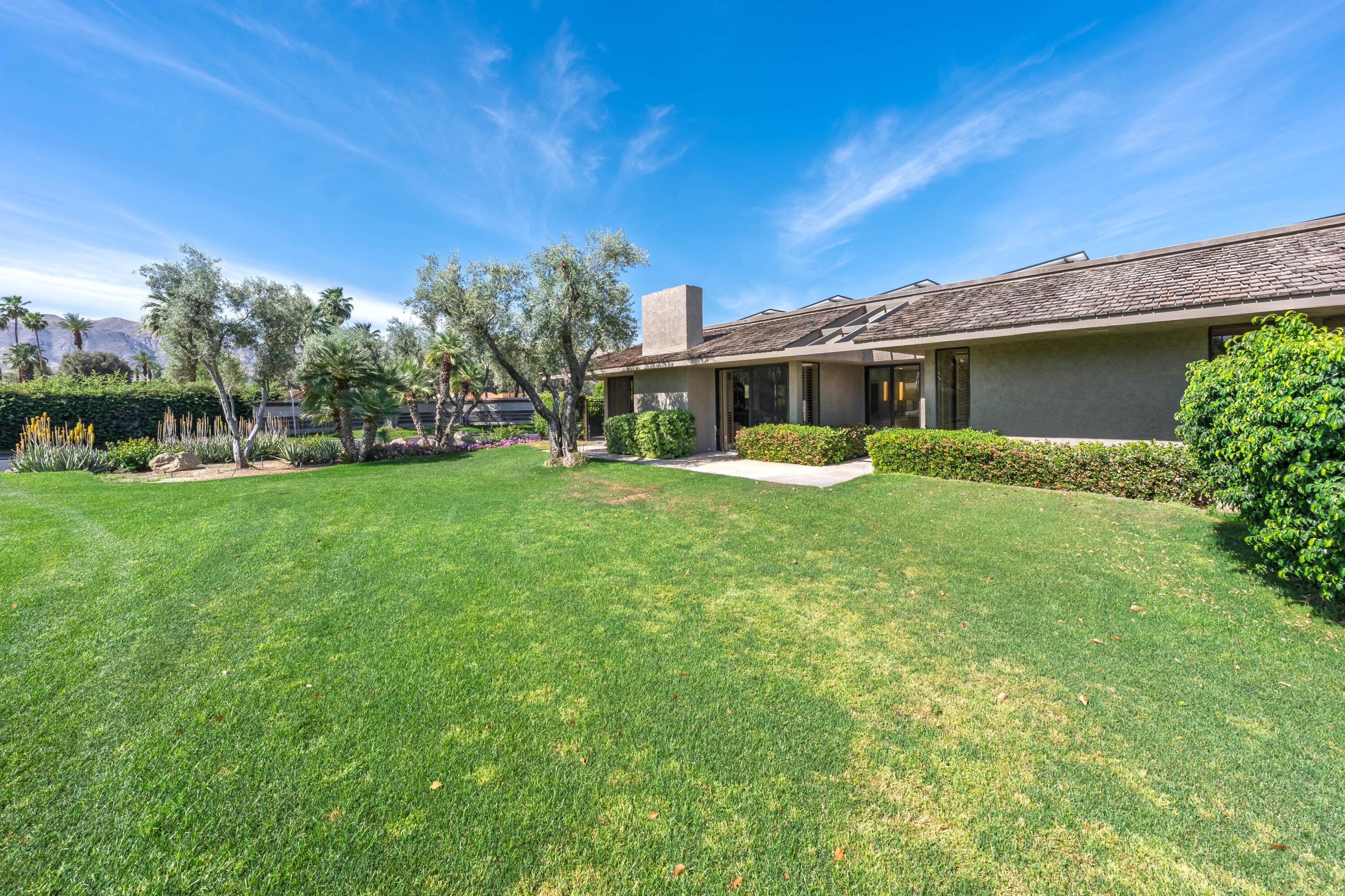 44 Lafayette Drive Rancho Mirage, CA 92270 - Photo 35 of 40 10-Photo-10