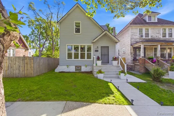 $239,900 | 3836 Cadillac Boulevard, Detroit, MI 48214