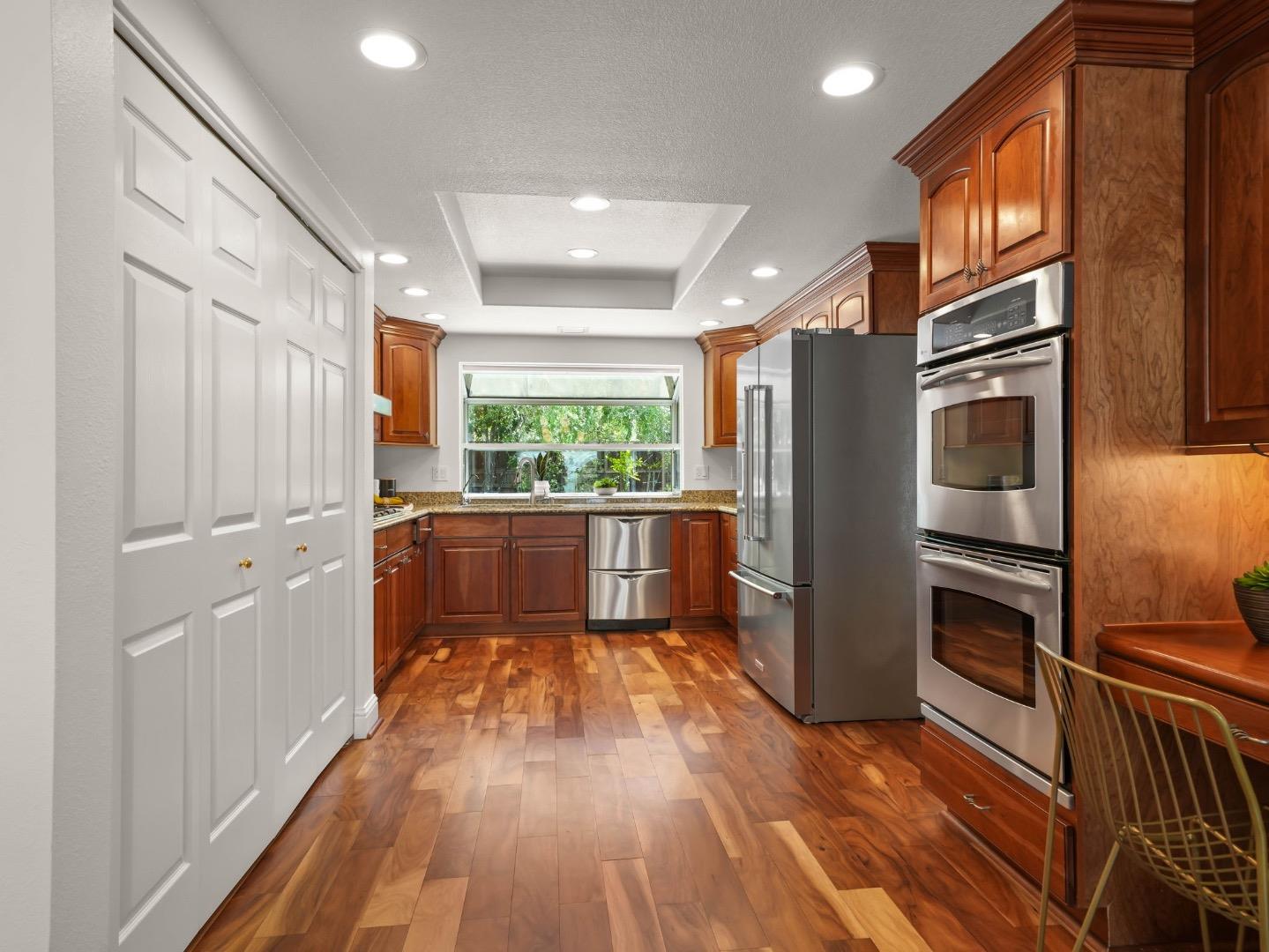 2037 Banbury Road Walnut Creek, CA 94598 - Photo 9 of 41