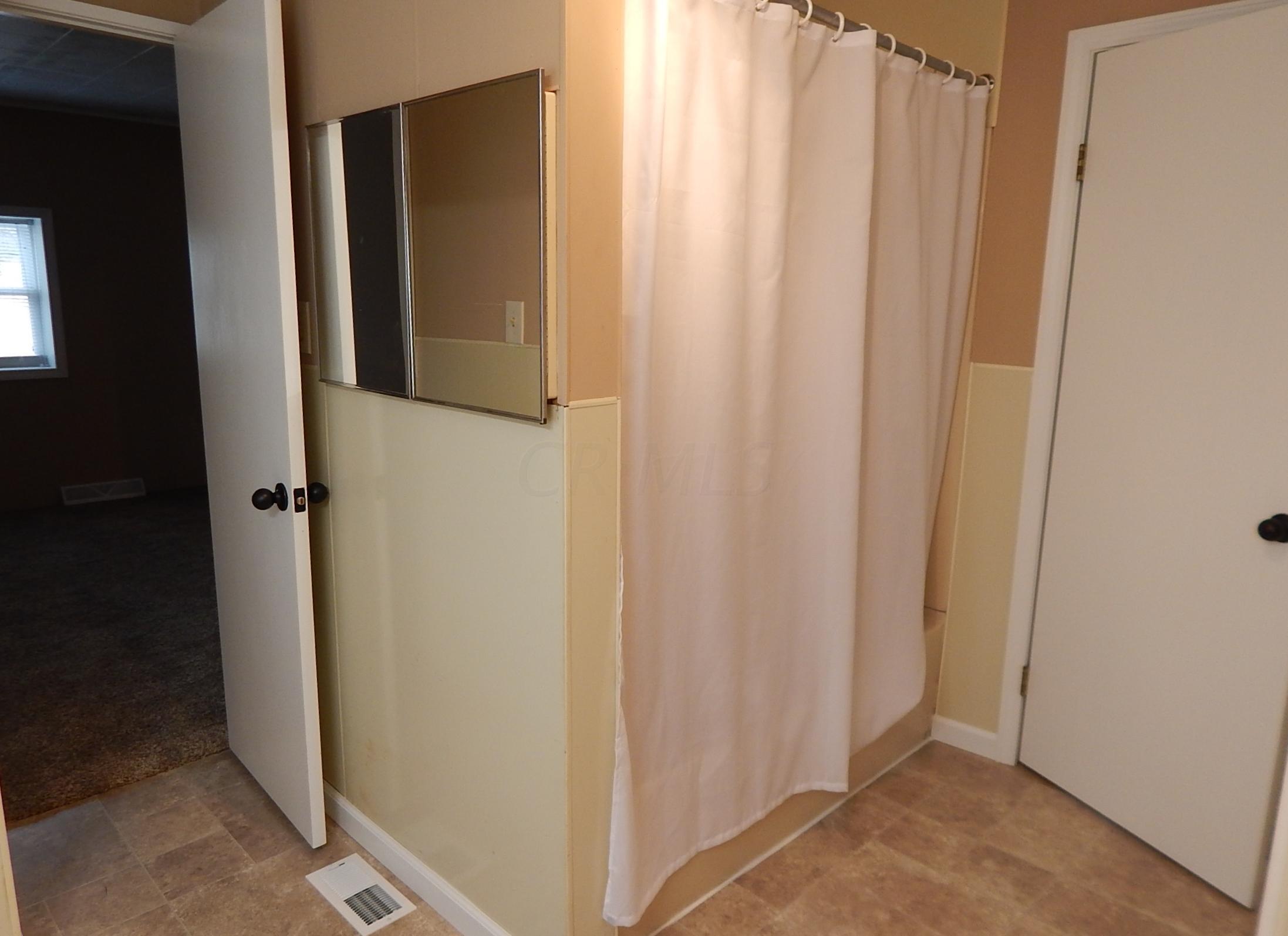 4298 Corner Road Johnstown, OH 43031 - Photo 18 of 26 Gallery Image 18