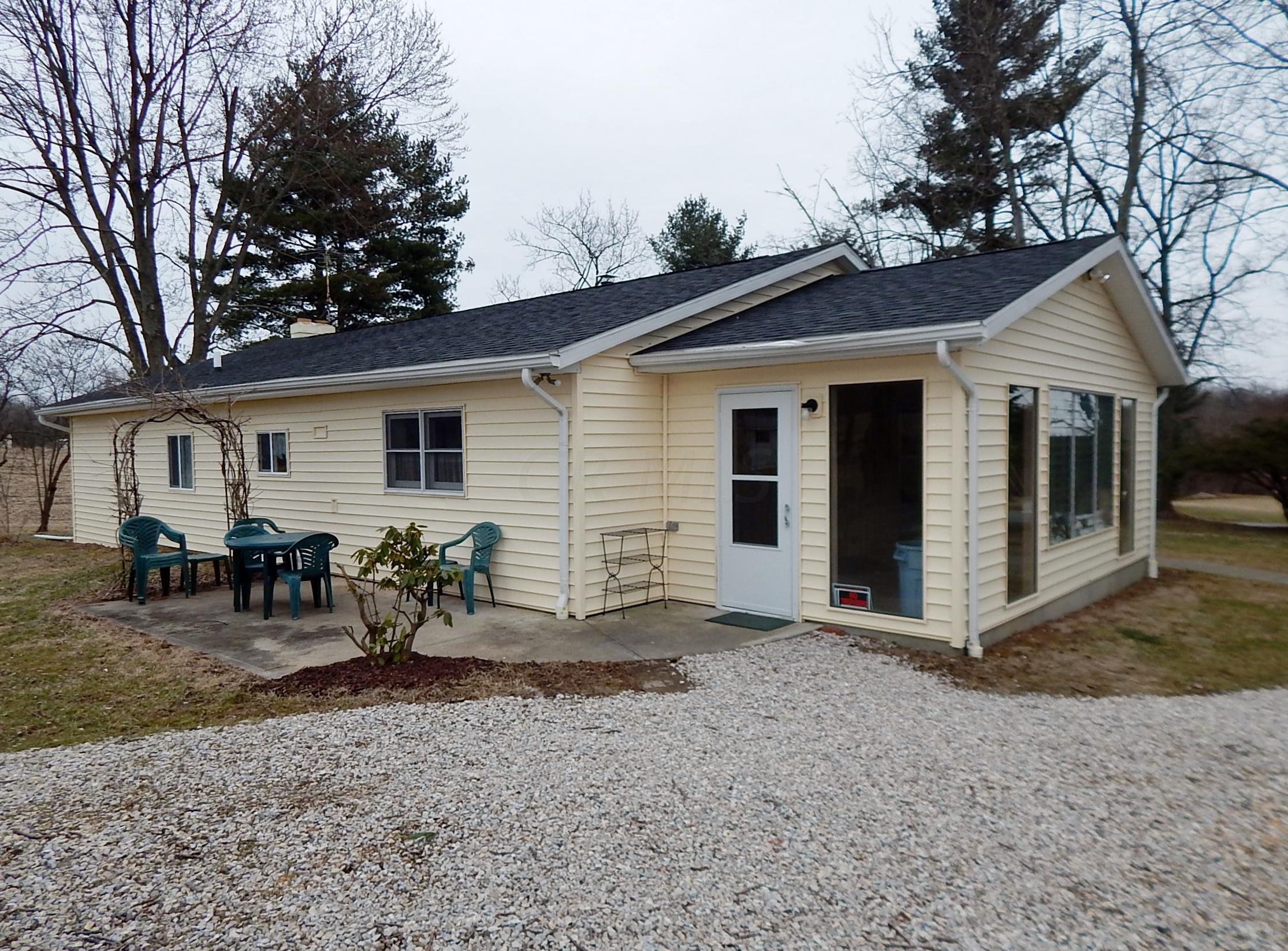 4298 Corner Road Johnstown, OH 43031 - Photo 2 of 26 Gallery Image 2