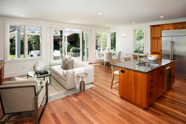 $4,850,000 | 384 Hawthorne Avenue, Los Altos, CA 94022