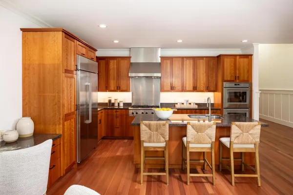 $4,850,000 | 384 Hawthorne Avenue, Los Altos, CA 94022