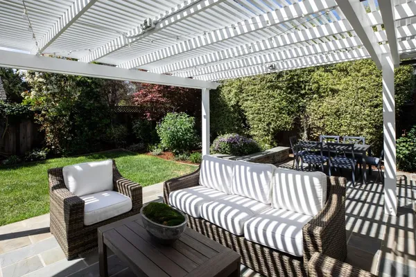 $4,850,000 | 384 Hawthorne Avenue, Los Altos, CA 94022