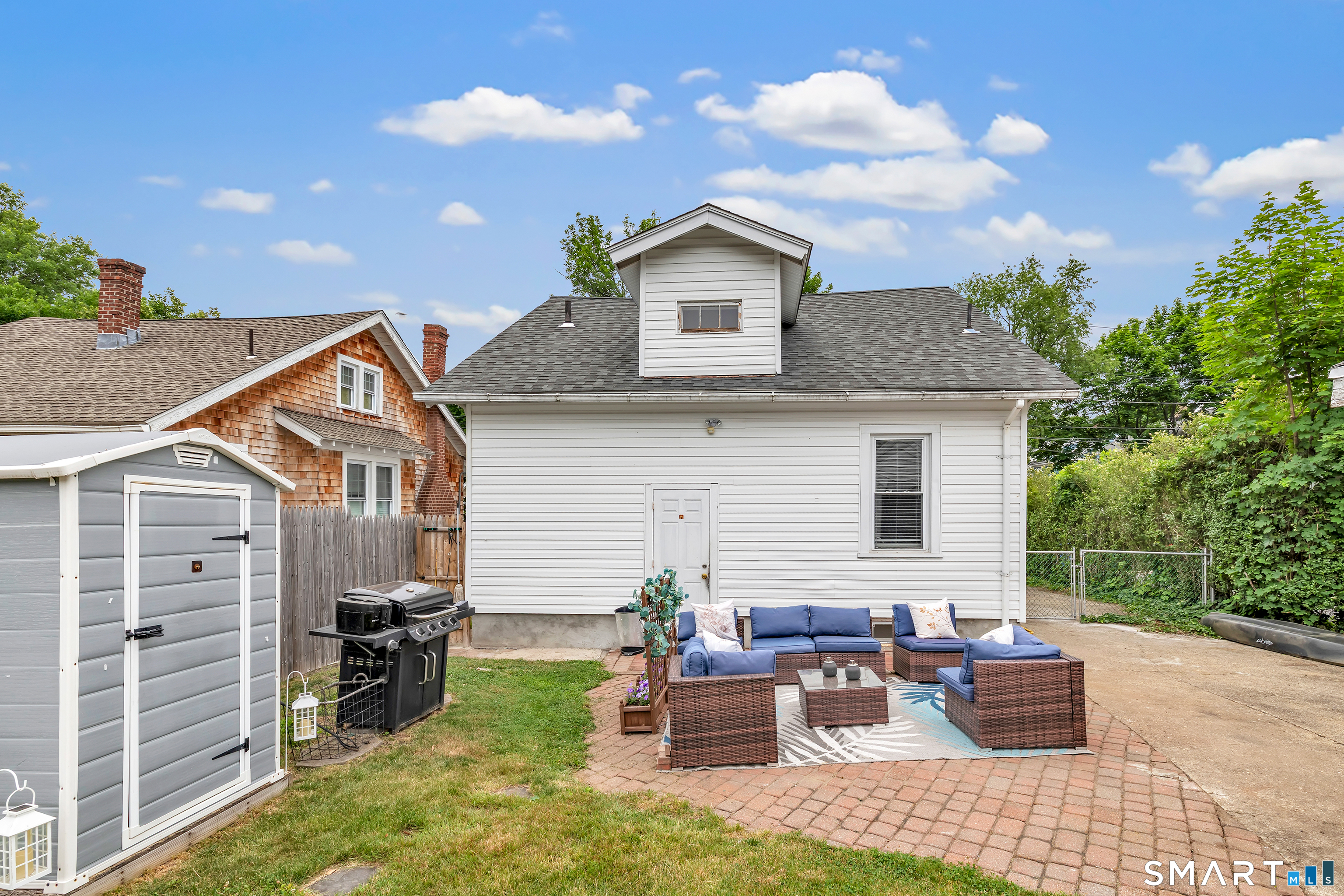 12 Violet Street Hamden, CT 06517 - Photo 30 of 39