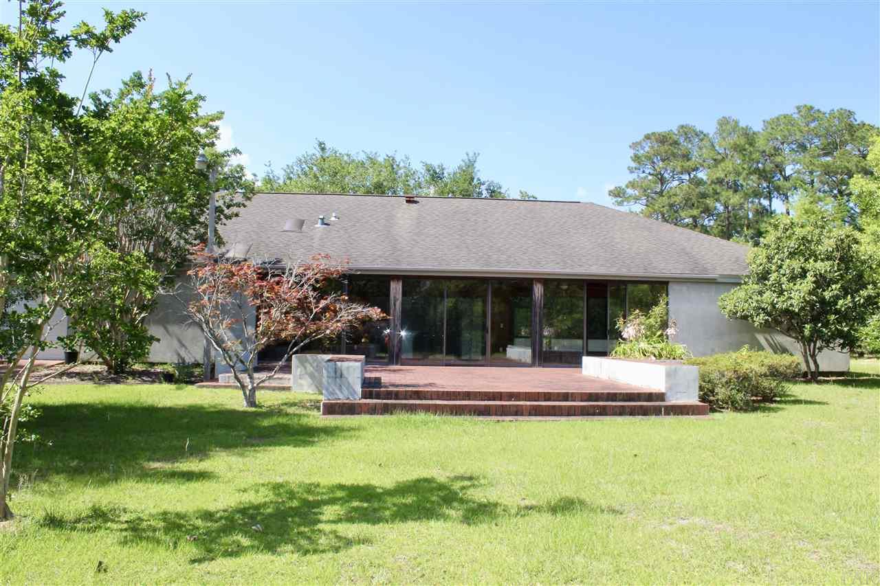 745 Green Hills Road Cantonment, FL 32533 - Photo 4 of 30 Gallery Image 4