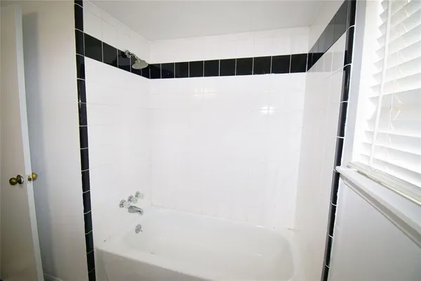 $2,290 | 1806 Cedarwood Court, Sugar Land, TX 77498