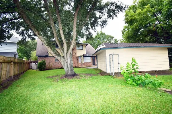 $2,290 | 1806 Cedarwood Court, Sugar Land, TX 77498