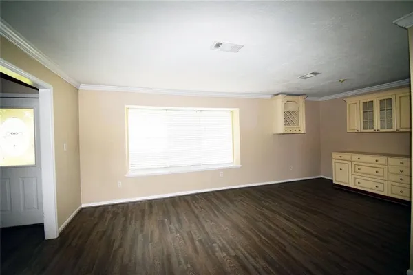 $2,290 | 1806 Cedarwood Court, Sugar Land, TX 77498