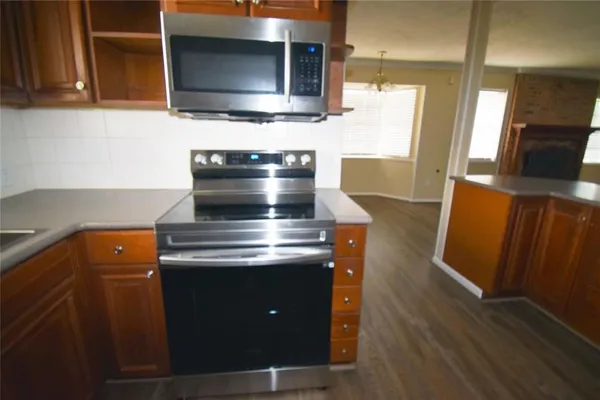 $2,290 | 1806 Cedarwood Court, Sugar Land, TX 77498