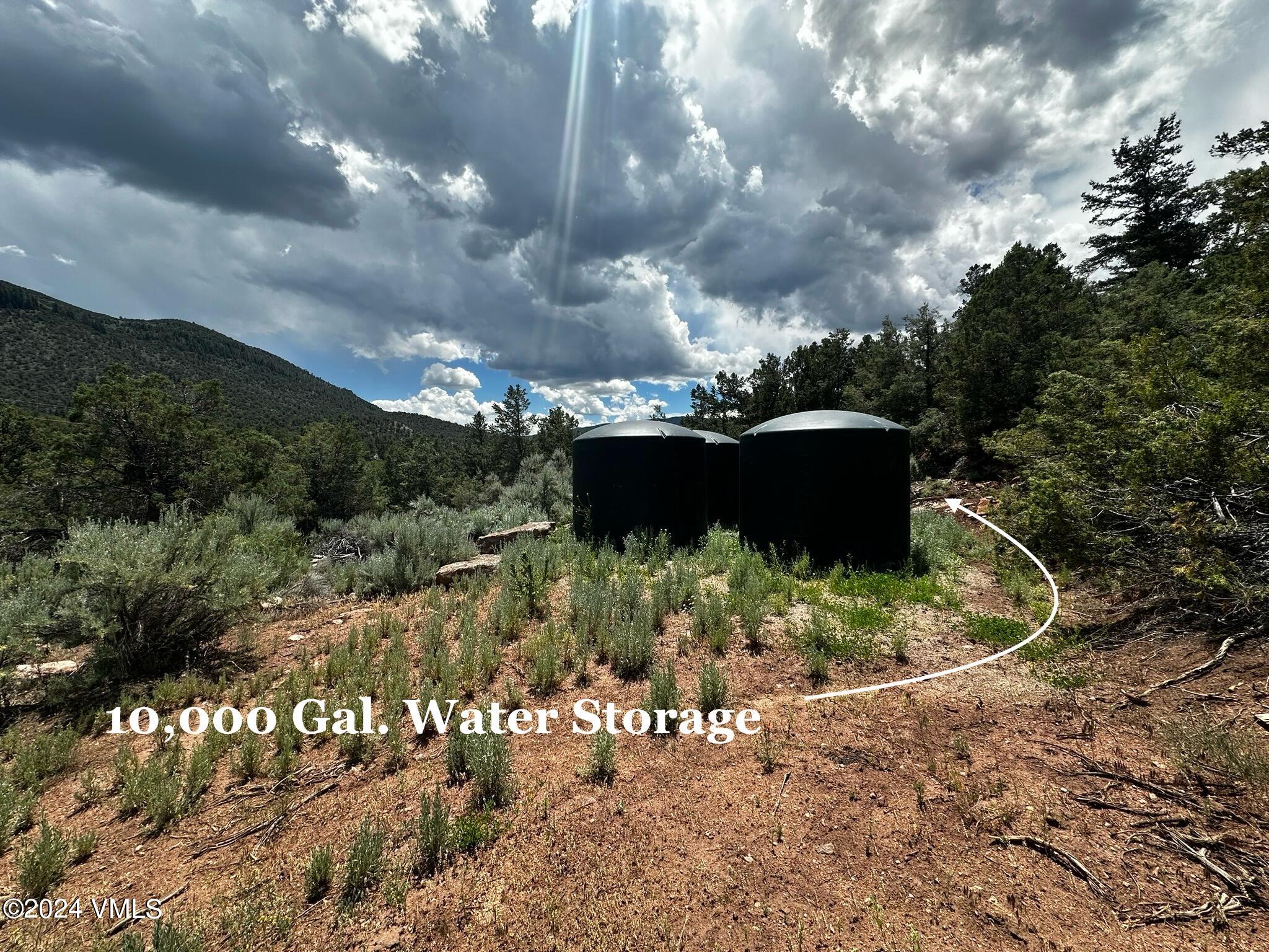 1929 Copper Spur Road Bond, CO 80423 - Photo 10 of 35 IMG_9232