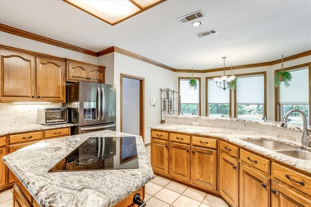 3025 Keri Lane Midlothian, TX 76065 - Photo 12 of 27