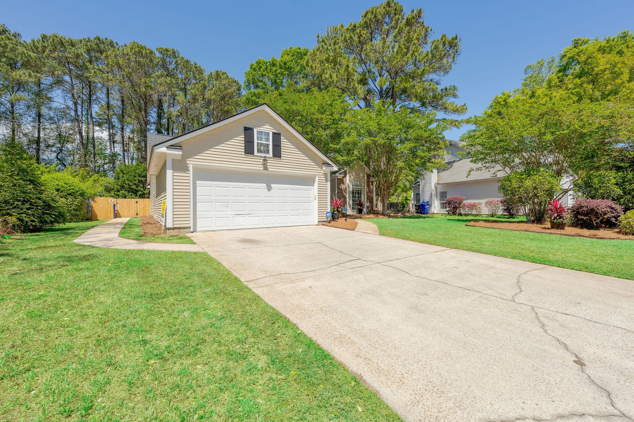 1288 Horseshoe Bend Mount Pleasant, SC 29464 - Photo 5 of 37 1588HorseshoweBend--32