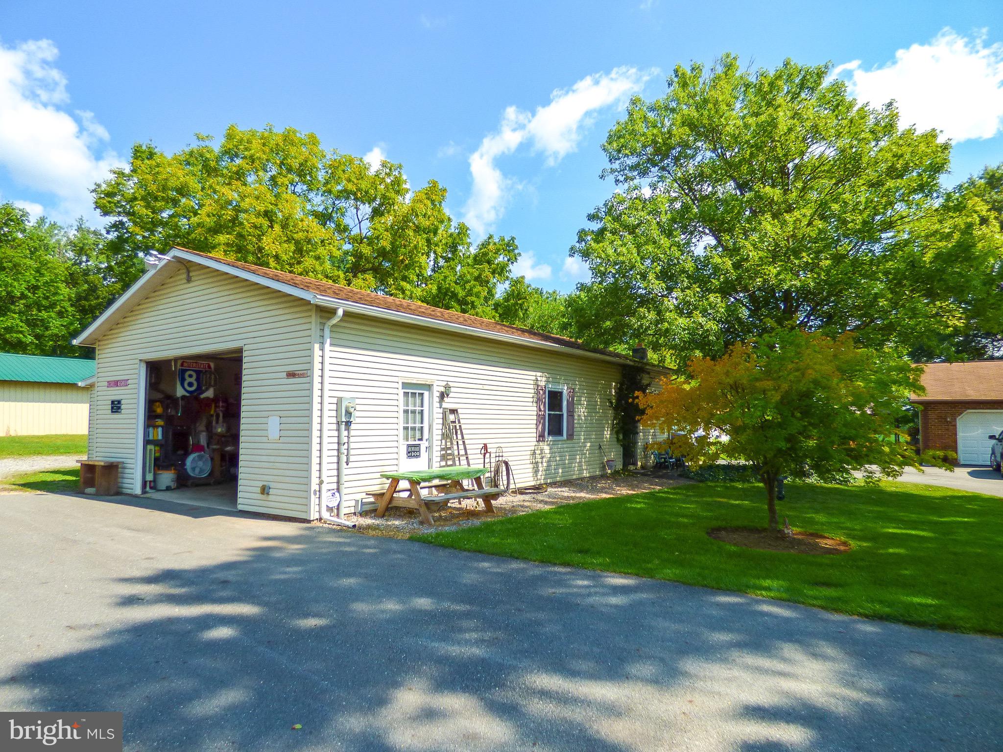 4095 Lewisberry Road York, PA 17404 - Photo 7 of 81 Gallery Image 7