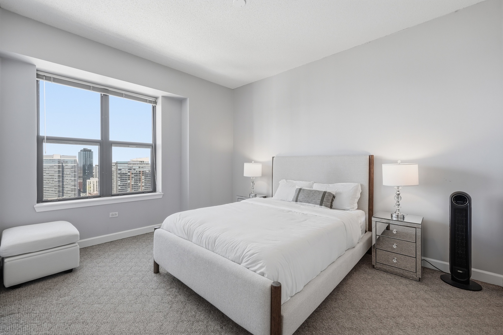 41 East 8th Street, Unit 2905 Chicago, IL 60605 - Photo 14 of 26