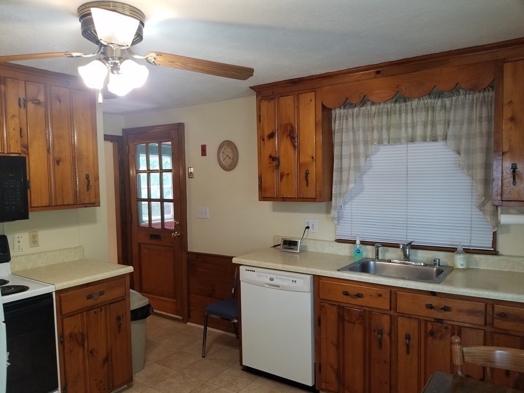 75 Turner Road Rockland, MA 02370 - Photo 7 of 14 Gallery Image 7