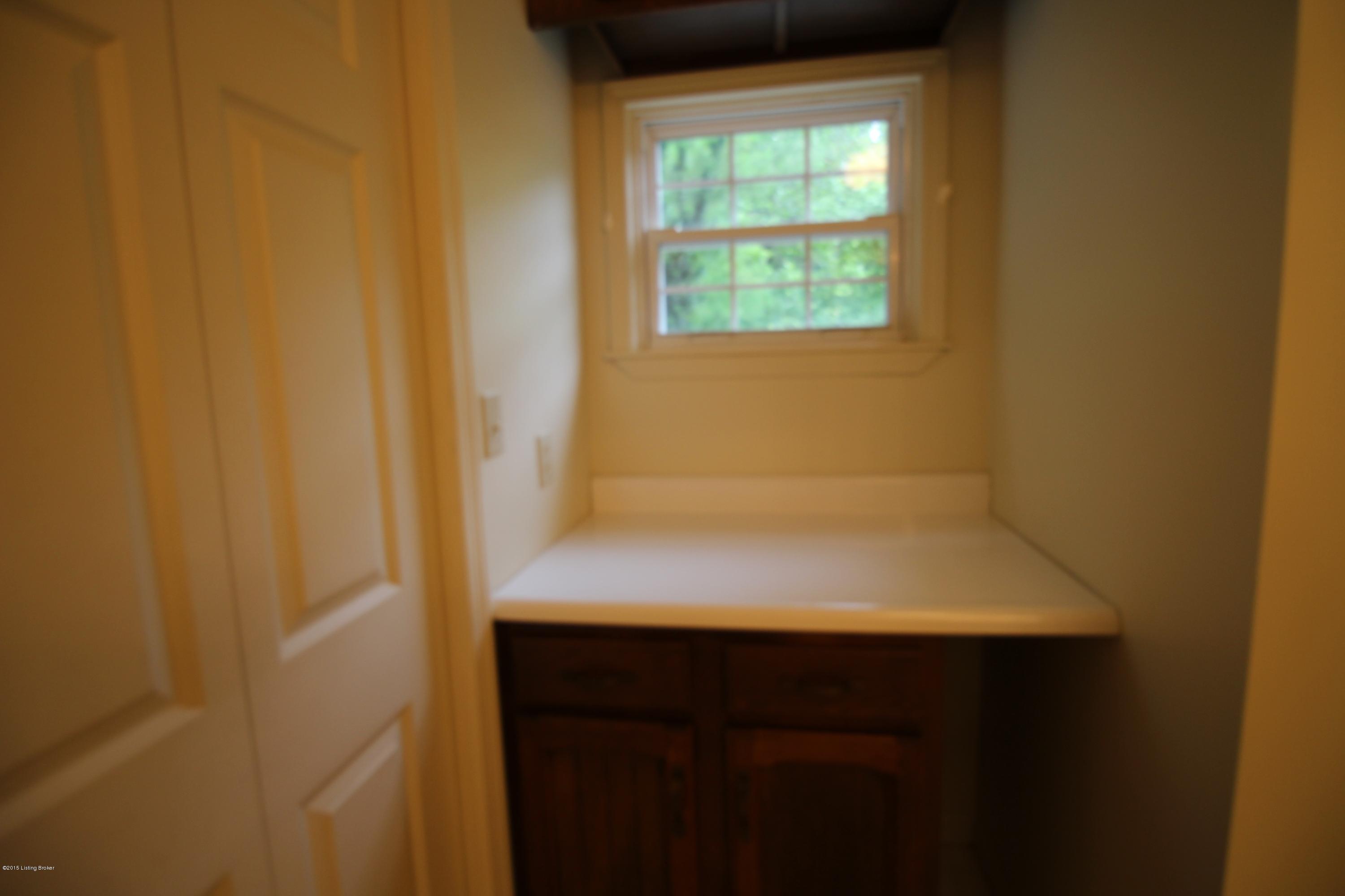 3548 Mink Run Road Frankfort, KY 40601 - Photo 39 of 42 1ST LEVEL LAUNDRY ROOM