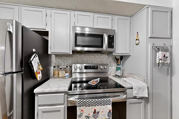 $157,000 | 2311 Basil Drive, Unit C103, Arlington, TX 76006