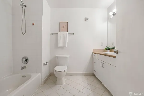 $739,000 | 8400 Oceanview Terrace, Unit 208, San Francisco, CA 94132