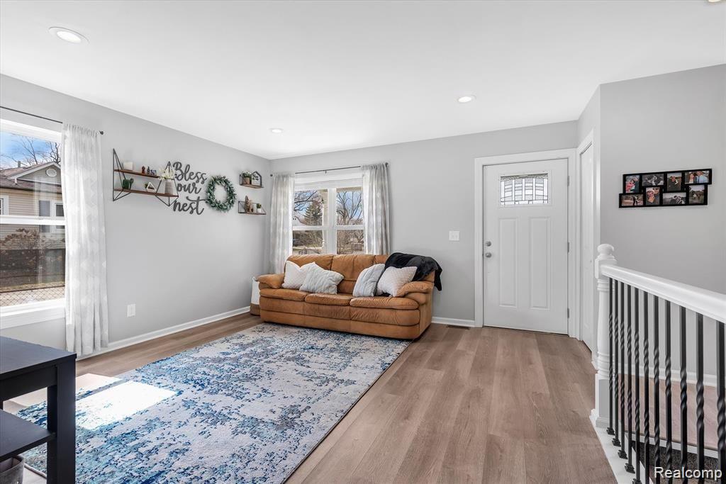 12482 Maxwell Road Carleton, MI 48117 - Photo 9 of 35