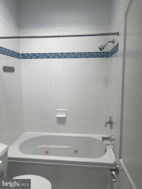 311 I Street Northeast Washington, DC 20002 - Photo 36 of 42 Upper level full bath
