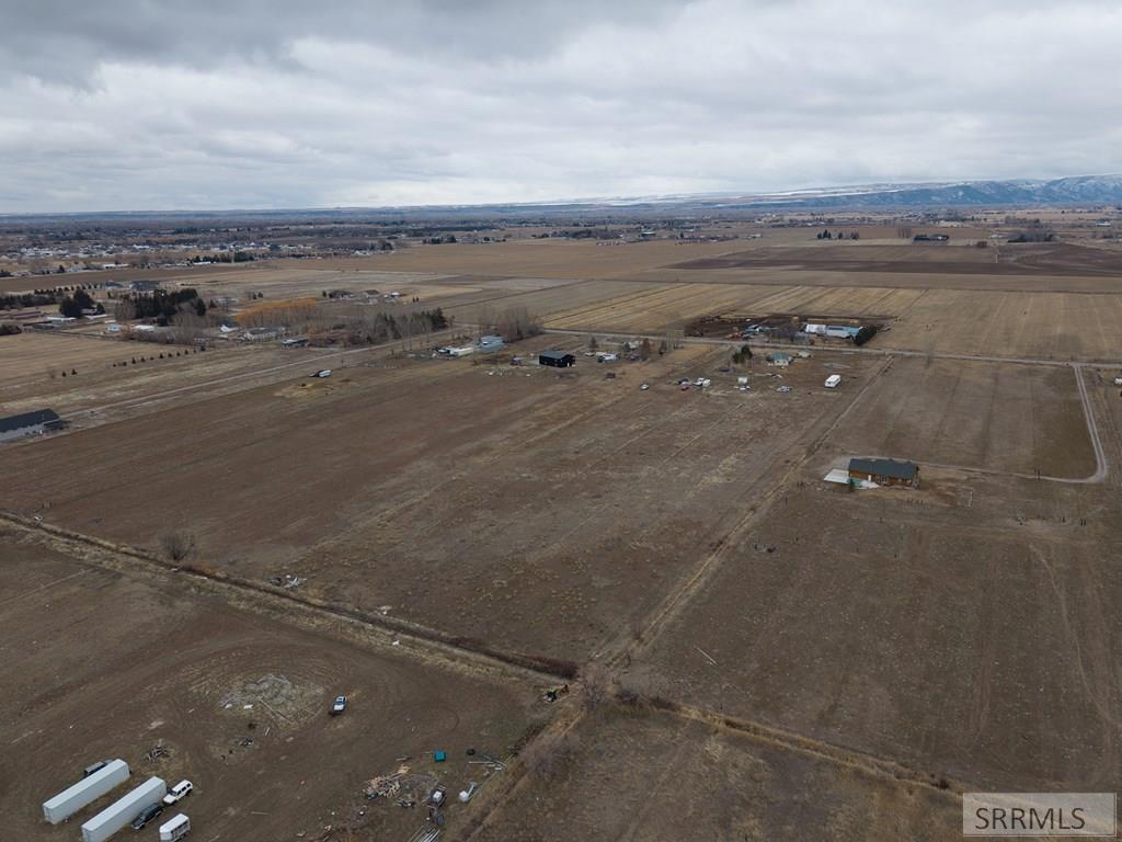 4200 North 4200 East Rigby, ID 83442 - Photo 5 of 9