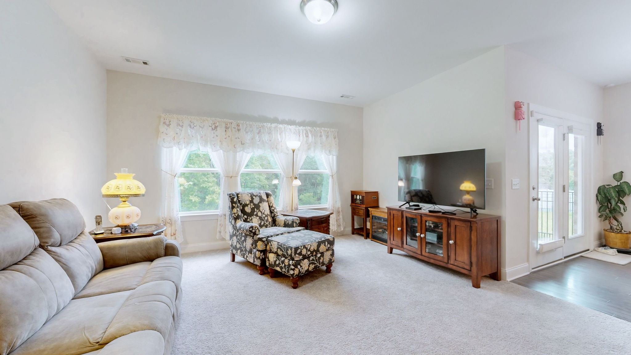 1058 Holland Rdg Way Lebanon, TN 37090 - Photo 7 of 28 Gallery Image 7