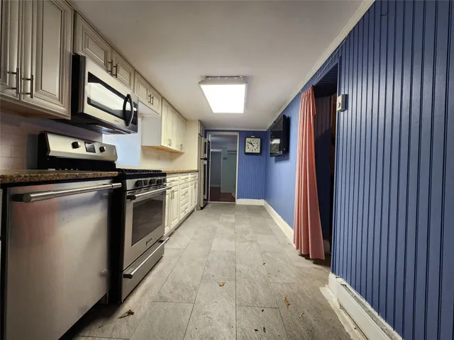 $1,399,000 | 836 Revere Avenue | Throgs Neck