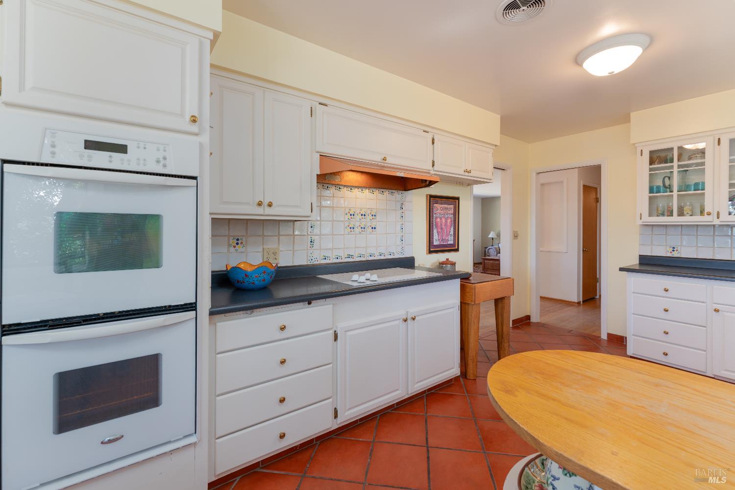 1921 Ridge Road Ukiah, CA 95482 - Photo 14 of 32